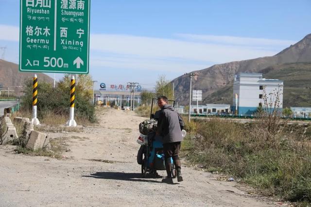 徒步西藏直播怎么能火，很多人徒步去西藏直播为了什么？
