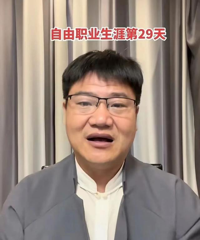 洞主直播间的经典弹幕（斗鱼洞主直播间）