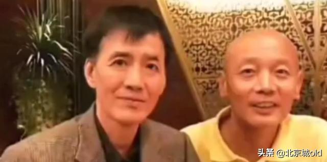 白小航背后老大（白小航）