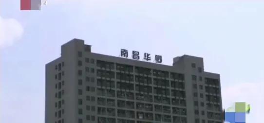 播音培训班大概学费（播音艺考培训班费用）