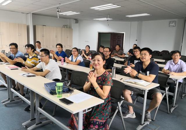 什么项目赚大学生的钱，大学生有哪些能赚钱的项目？