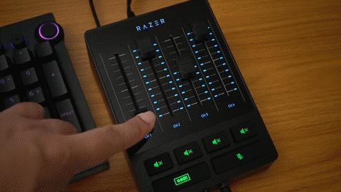 手机直播电流声很大什么原因，用手机直播有电流声？