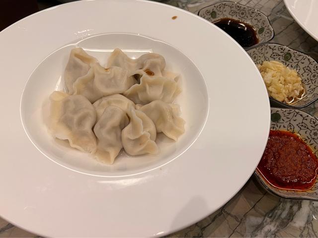 鸭血粉丝热量高吗,减肥期间能吃吗视频，减肥期间能不能吃鸭血粉丝？