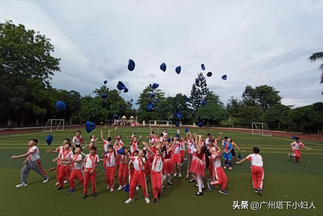 十岁成长仪式说说发朋友圈简短，十岁成长仪式说说发朋友圈简短句子？