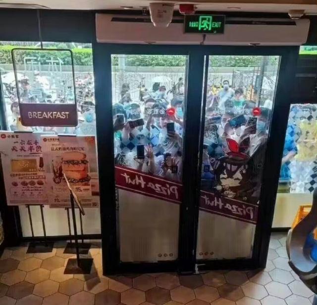 必胜客兼职价格，必胜客兼职一个月大概多少工时？