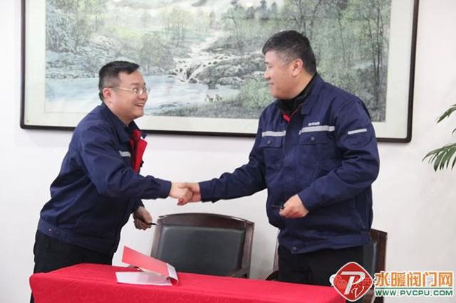 销售总结怎么写工作总结100字长篇，销售工作总结100字精选？