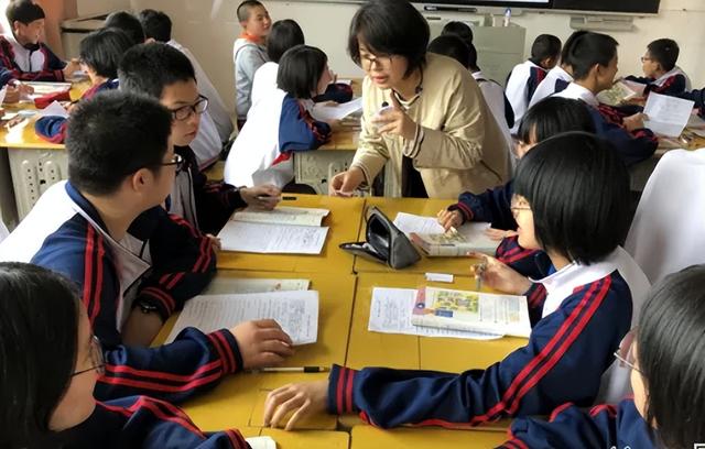 当老师可以做什么副业呢，当老师不可以有副业吗？