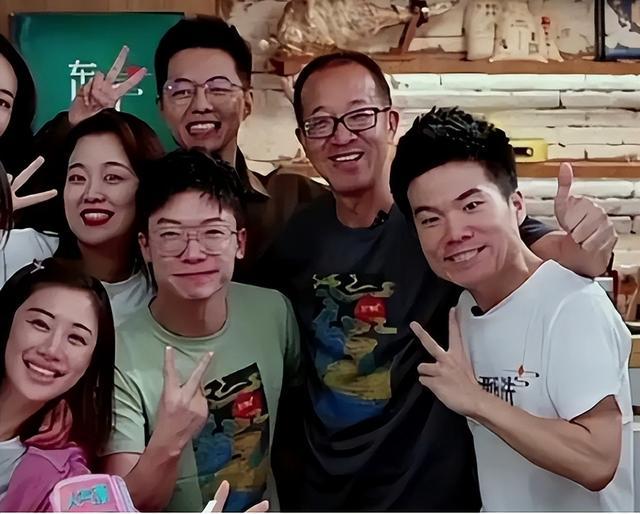 读书视频怎么制作方法，关于书的短视频？